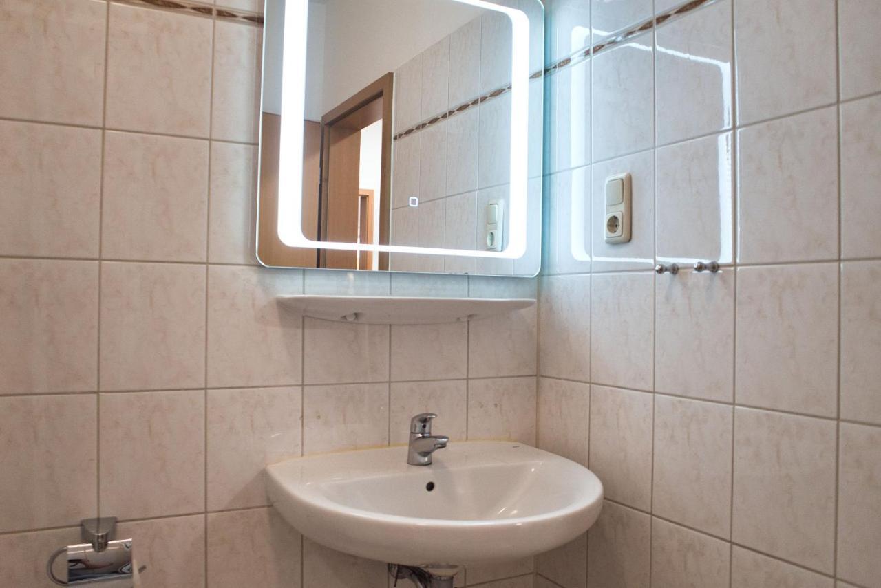 Strandnah, Balkon, Ahoi Erlebnisbad Gratis In Sellin - Strandresidenz Brandenburg Fewo 36 غورين المظهر الخارجي الصورة