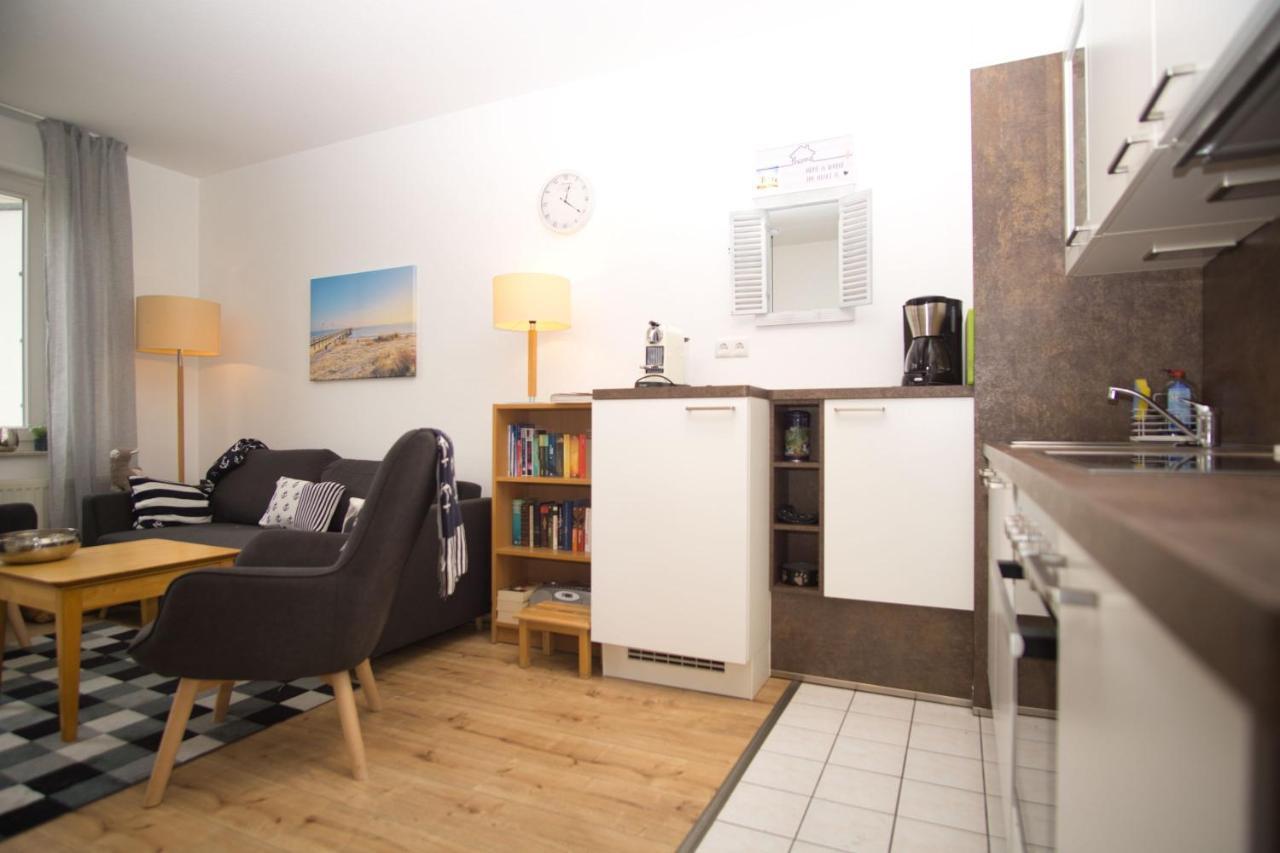 Strandnah, Balkon, Ahoi Erlebnisbad Gratis In Sellin - Strandresidenz Brandenburg Fewo 36 غورين المظهر الخارجي الصورة